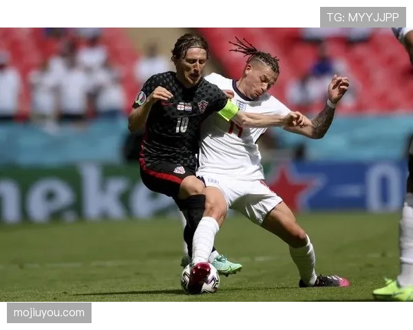 巴尔韦德与罗德里：谁在组织推进与防守屏障中更高效？