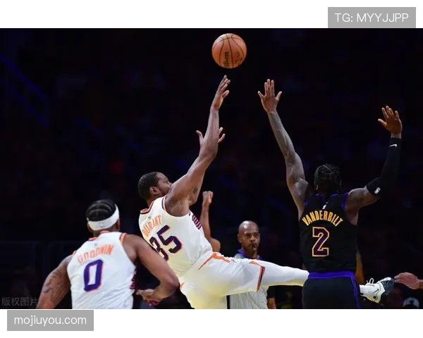 球是否出界的判罚规则全解析，边线判定细节一次看懂